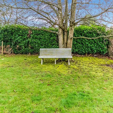 Modern In Lavacherie Sainte-Ode